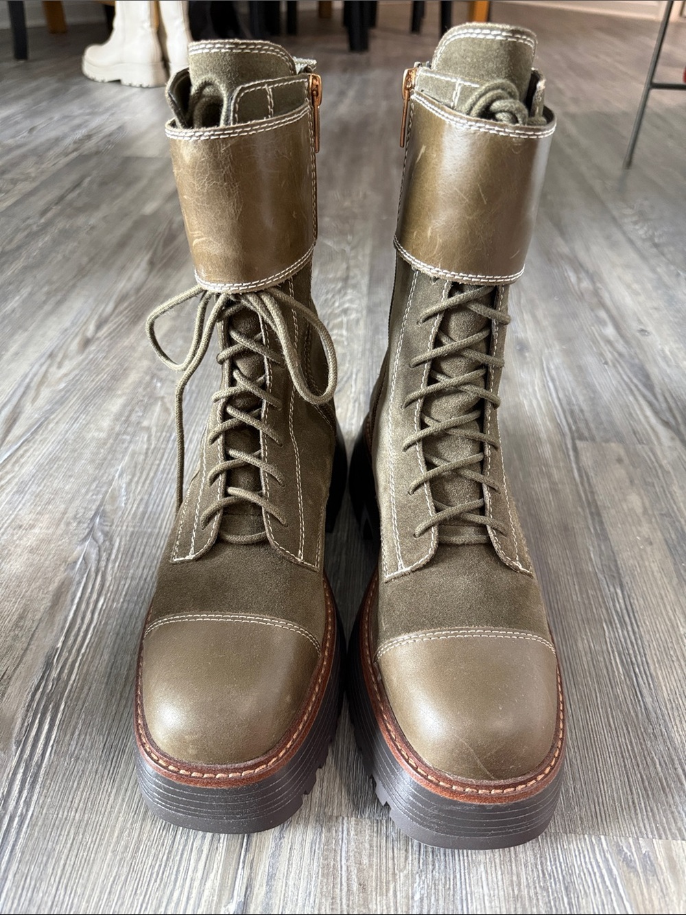 NWOT Vince Camino Olive Green Lace-Up Combat Boots